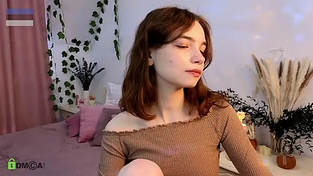 Snapshot of Evi_Brook chatting on 28, 11, 2025 Evi Brook online show from 28, 11, 2025