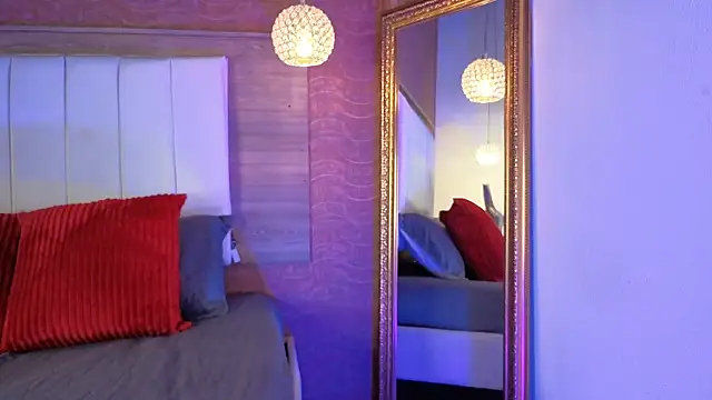 AgnesIvanova online show from 28, 10, 2025