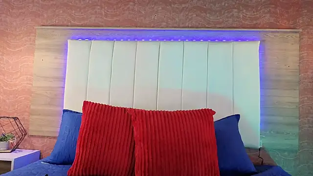 AgnesIvanova online show from 17, 11, 2025