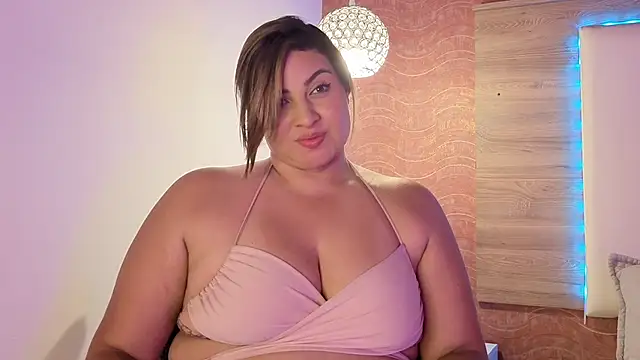 AgnesIvanova online show from 18, 4, 2026