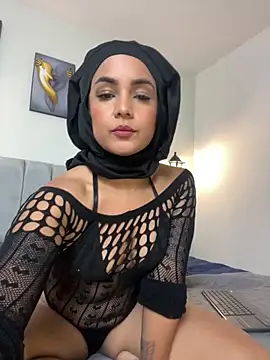 Snapshot of Samara_Hadi_ chatting on 8, 9, 2025 Samara Hadi online show from 8, 9, 2025