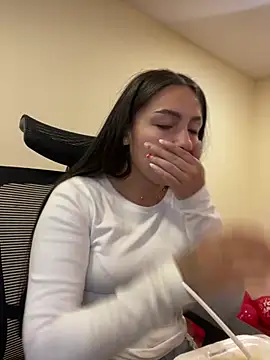 Alyha Cortes online show from 22, 4, 2026