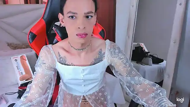 sara slut21 online show from 10, 12, 2024