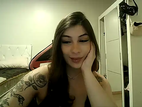 Becca B online show from 1, 10, 2025