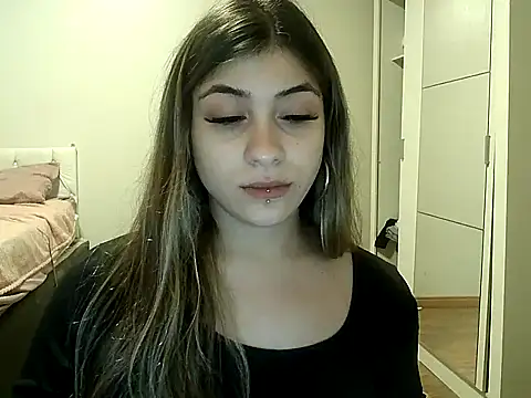 Becca B online show from 23, 4, 2026