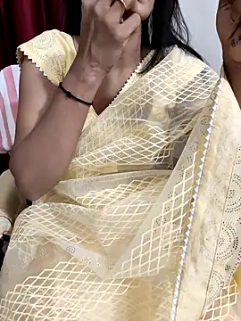 Snapshot of Shalu_G chatting on 15, 9, 2025 Shalu G online show from 15, 9, 2025