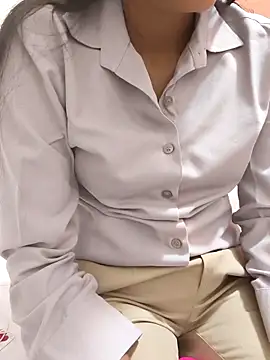 Snapshot of Shalu_G chatting on 3, 11, 2025 Shalu G online show from 3, 11, 2025