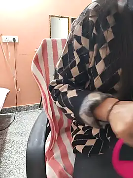 Snapshot of Shalu_G chatting on 14, 11, 2025 Shalu G online show from 14, 11, 2025