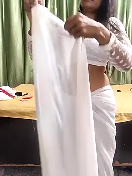 Snapshot of Shalu_G chatting on 13, 5, 2026 Shalu G online show from 13, 5, 2026