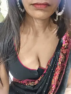 Snapshot of Shalu_G chatting on 17, 6, 2026 Shalu G online show from 17, 6, 2026