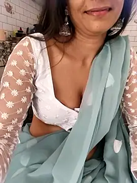 Snapshot of Shalu_G chatting on 18, 6, 2026 Shalu G online show from 18, 6, 2026