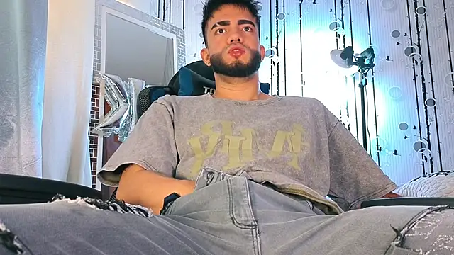 Snapshot of King_Draven3 chatting on 5, 11, 2025 King Draven3 online show from 5, 11, 2025