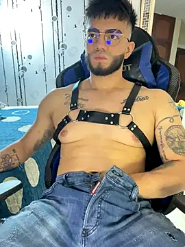 Snapshot of King_Draven3 chatting on 3, 12, 2025 King Draven3 online show from 3, 12, 2025