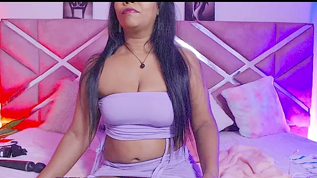 Snapshot of sofia_07 chatting on 12, 10, 2025 sofia 07 online show from 12, 10, 2025