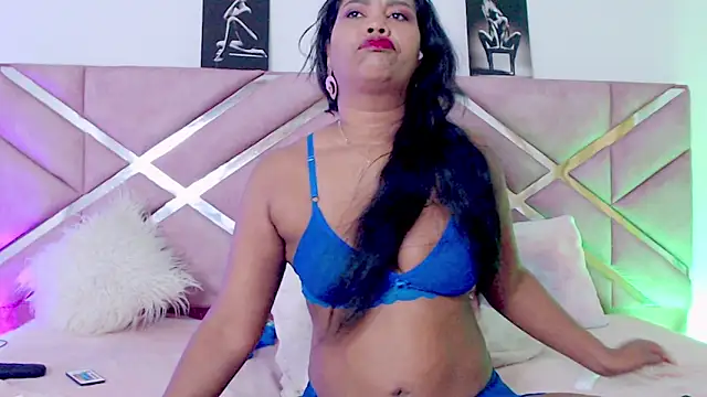 Snapshot of sofia_07 chatting on 26, 11, 2025 sofia 07 online show from 26, 11, 2025