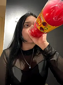 Emily Rivers  online show from 17, 9, 2025