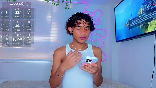 Aaron Wiinter online show from 2, 3, 2026