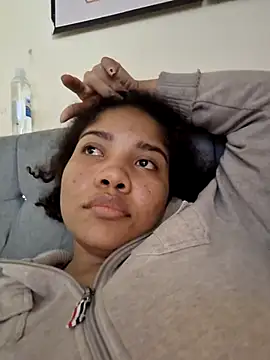 madelene online show from 11, 3, 2025