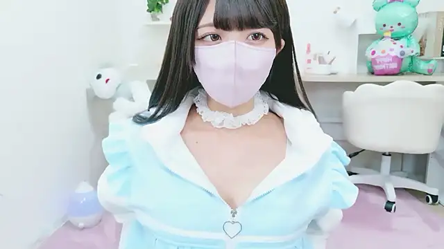 Reina Fcup online show from 10, 11, 2025