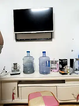 huanhuanaaaaa online show from 11, 11, 2025