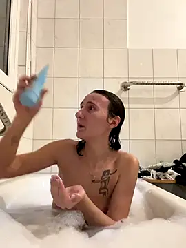 Emilia Mausi online show from 13, 10, 2025