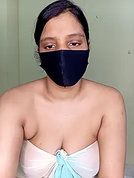 Rose-luckey online show from 1, 11, 2025