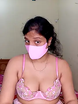 Rose-luckey online show from 19, 12, 2025