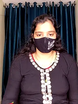 Rose-luckey online show from 15, 2, 2026