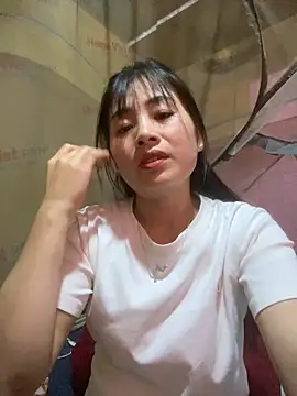 Snapshot of One-nice chatting on 13, 11, 2025 One-nice online show from 13, 11, 2025