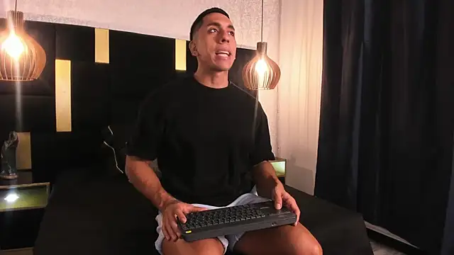 Lucio  Fox online show from 23, 4, 2026