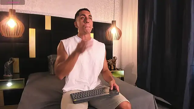 Snapshot of Lucio__Fox chatting on 11, 6, 2026 Lucio Fox online show from 11, 6, 2026