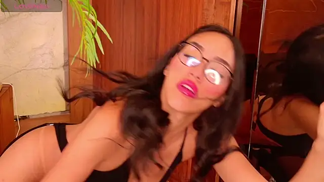 lissafeniix  online show from 25, 4, 2026