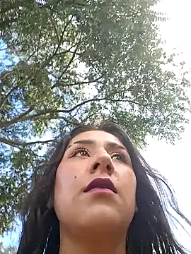 CAROLINE  07 online show from 12, 9, 2025