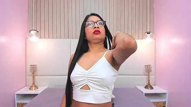 MelanyWayne  online show from 25, 4, 2026