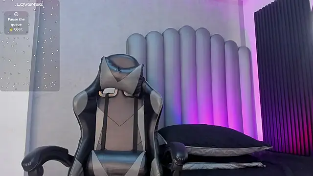  Leohot  online show from 1, 11, 2025