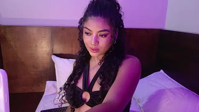 Carly Monroe  online show from 24, 10, 2025