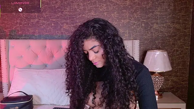 Carly Monroe  online show from 15, 11, 2025