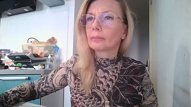 Sweetmurrr online show from 11, 7, 2026