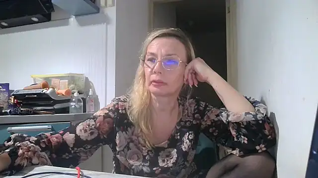 Sweetmurrr online show from 14, 7, 2026