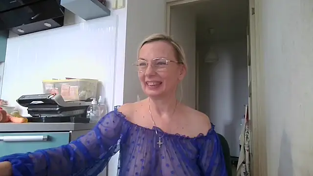Sweetmurrr online show from 28, 7, 2026