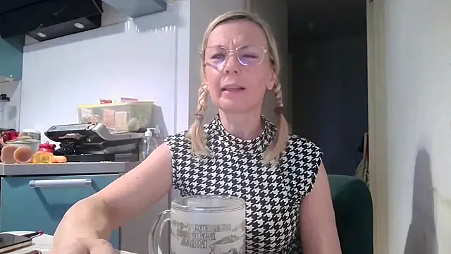 Sweetmurrr online show from 1, 8, 2026