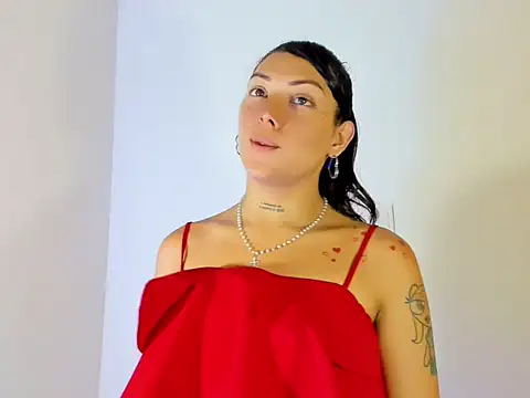 Megan Gil  online show from 9, 9, 2025