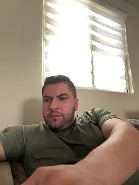 raulgzz4 online show from 12, 5, 2026