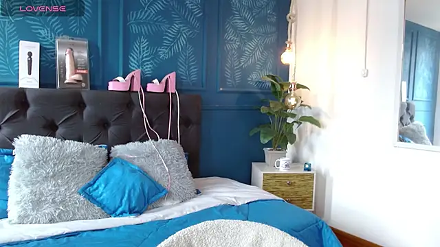 zohet kriss online show from 24, 4, 2026