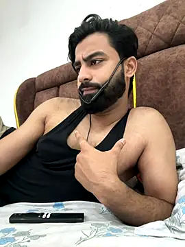 hottestboy03 online show from 3, 10, 2025