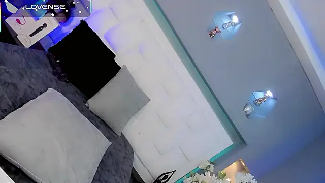 Ariia-janee online show from 16, 2, 2026