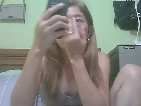 Sexyjenny4u online show from 19, 4, 2026