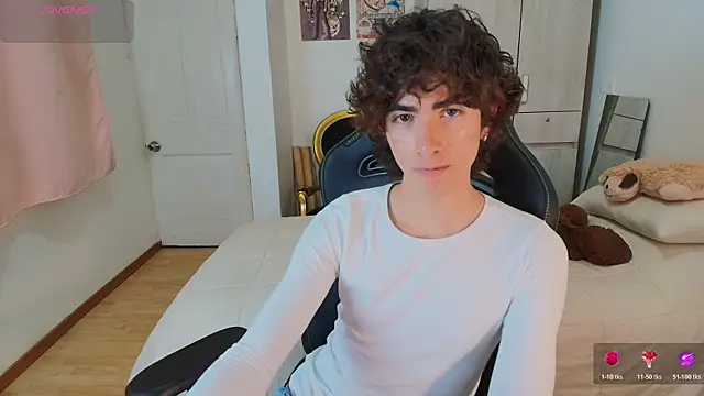 Nude Boy18 online show from 20, 12, 2025