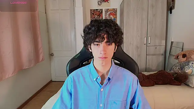 Nude Boy18 online show from 23, 4, 2026