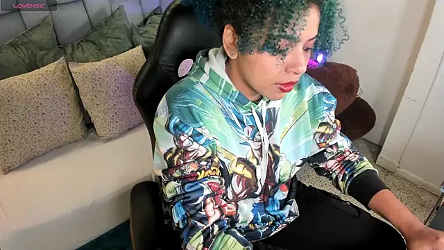 momo ayasse online show from 20, 9, 2025